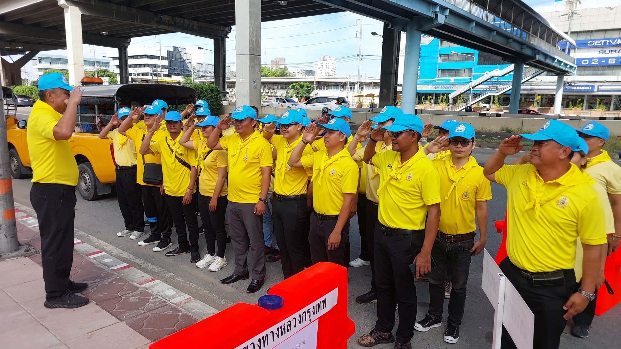 กิจกรรมโครงการจิตอาสา "เราทำดีด้วยหัวใจ" งานพัฒนาพื้นที่คูน้ำวิภาวดีรังสิต เพื่อบำเพ็ญสาธารณประโยชน์ และบำเพ็ญสาธารณกุศลเฉลิม